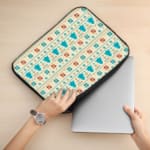 Laptop Sleeves - Knitted Pattern With Beige Background 02